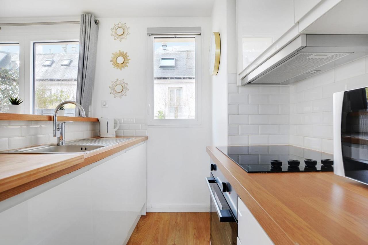 דירות פריז Exceptional Triplex With Terrace - Montmartre מראה חיצוני תמונה