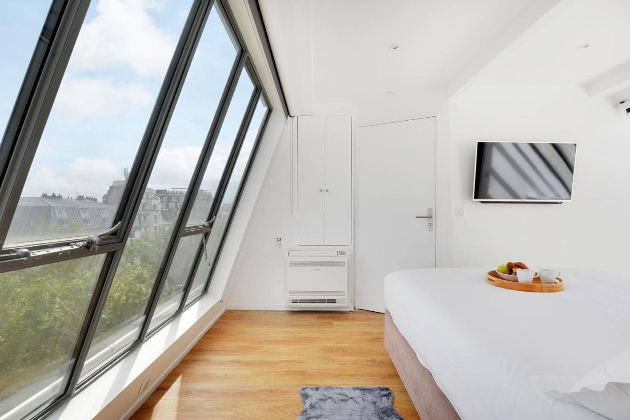 דירות פריז Exceptional Triplex With Terrace - Montmartre מראה חיצוני תמונה