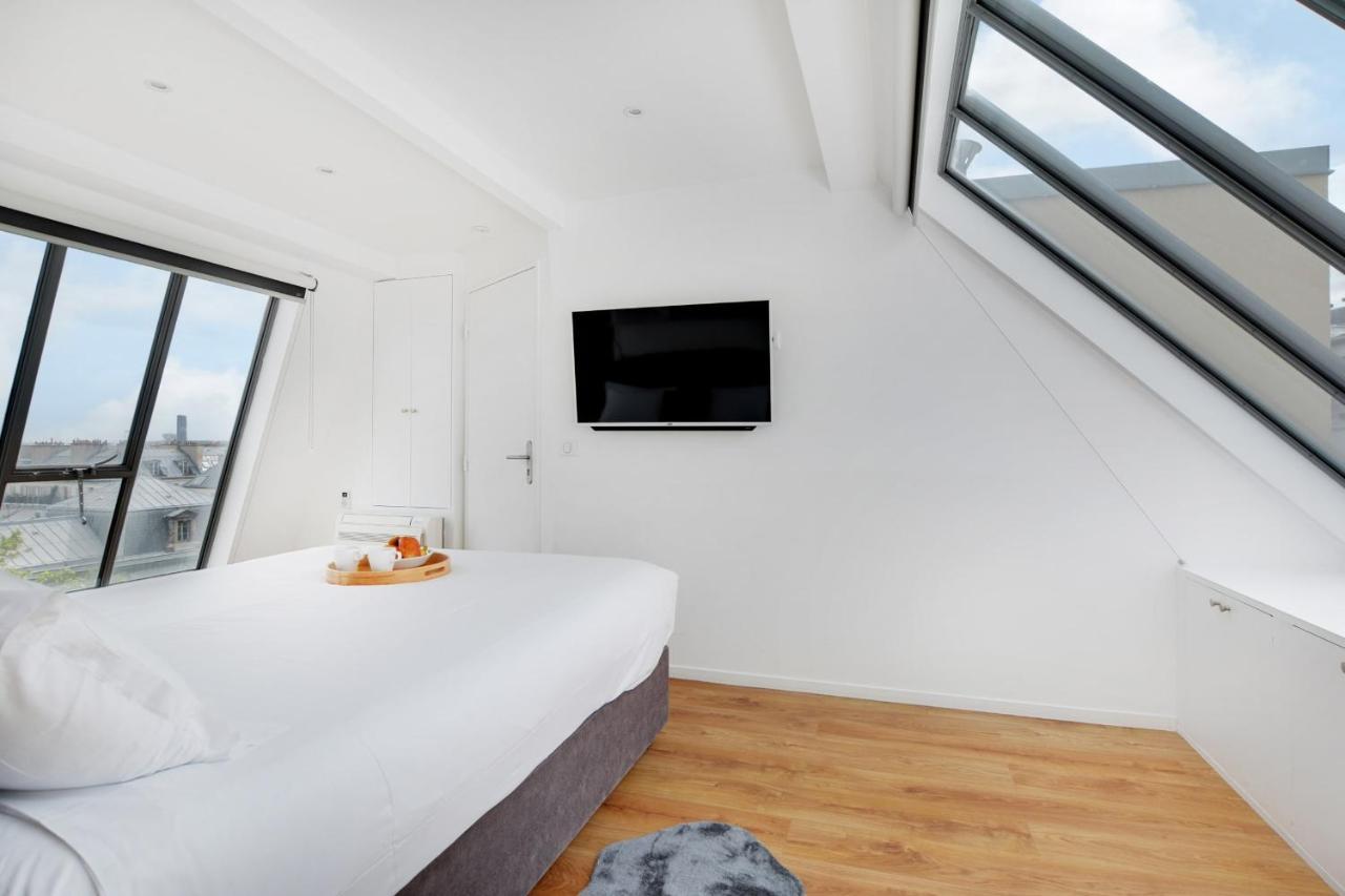 דירות פריז Exceptional Triplex With Terrace - Montmartre מראה חיצוני תמונה
